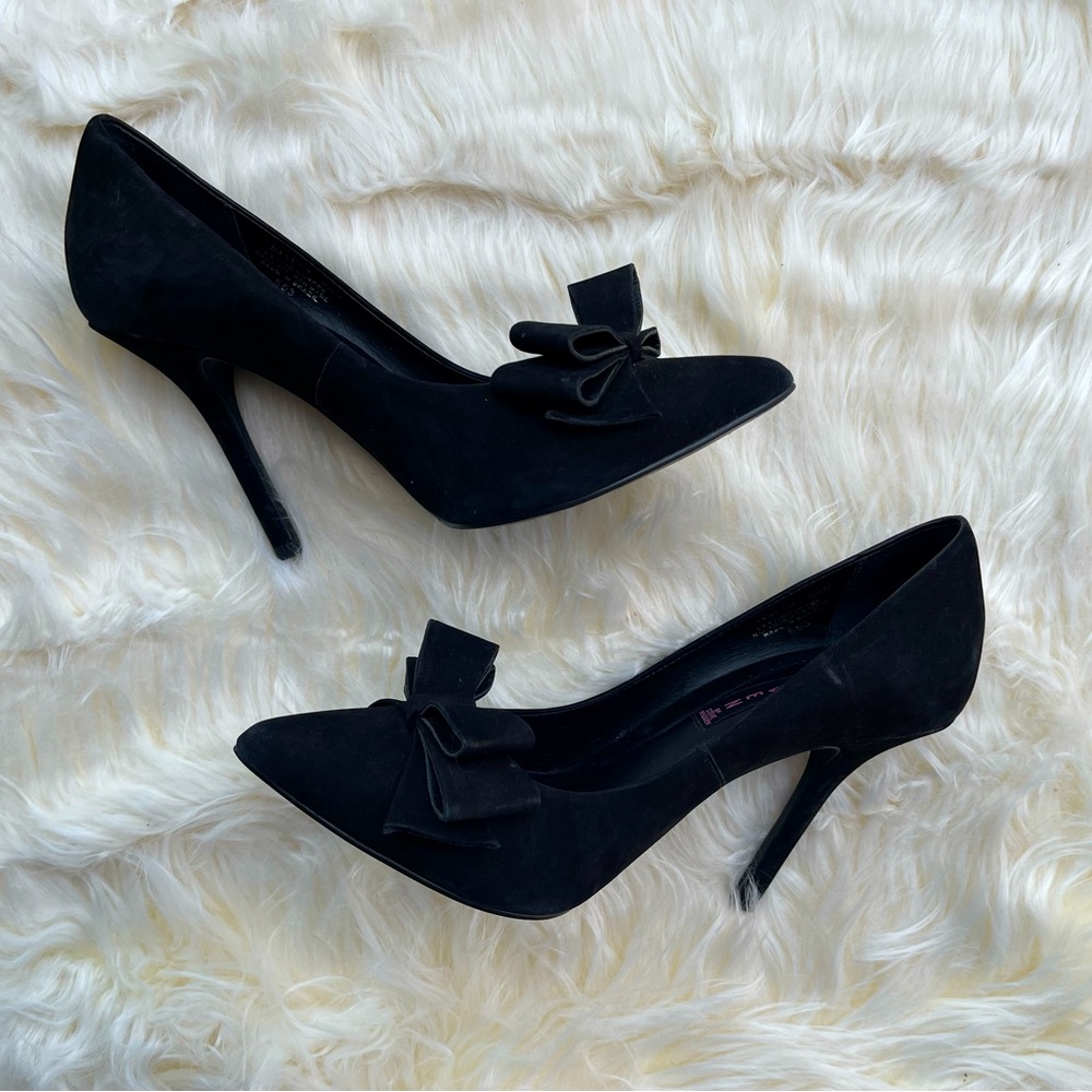 Steve Madden Ravesh Black Suede Bow Pumps, Size 8.5